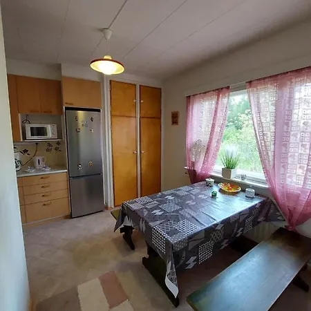 Lana Guest house *
